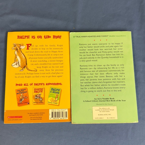 A Wrinkle In Time by Madeleine L’Engle & 4 other Paperback books - Picture 5 of 13